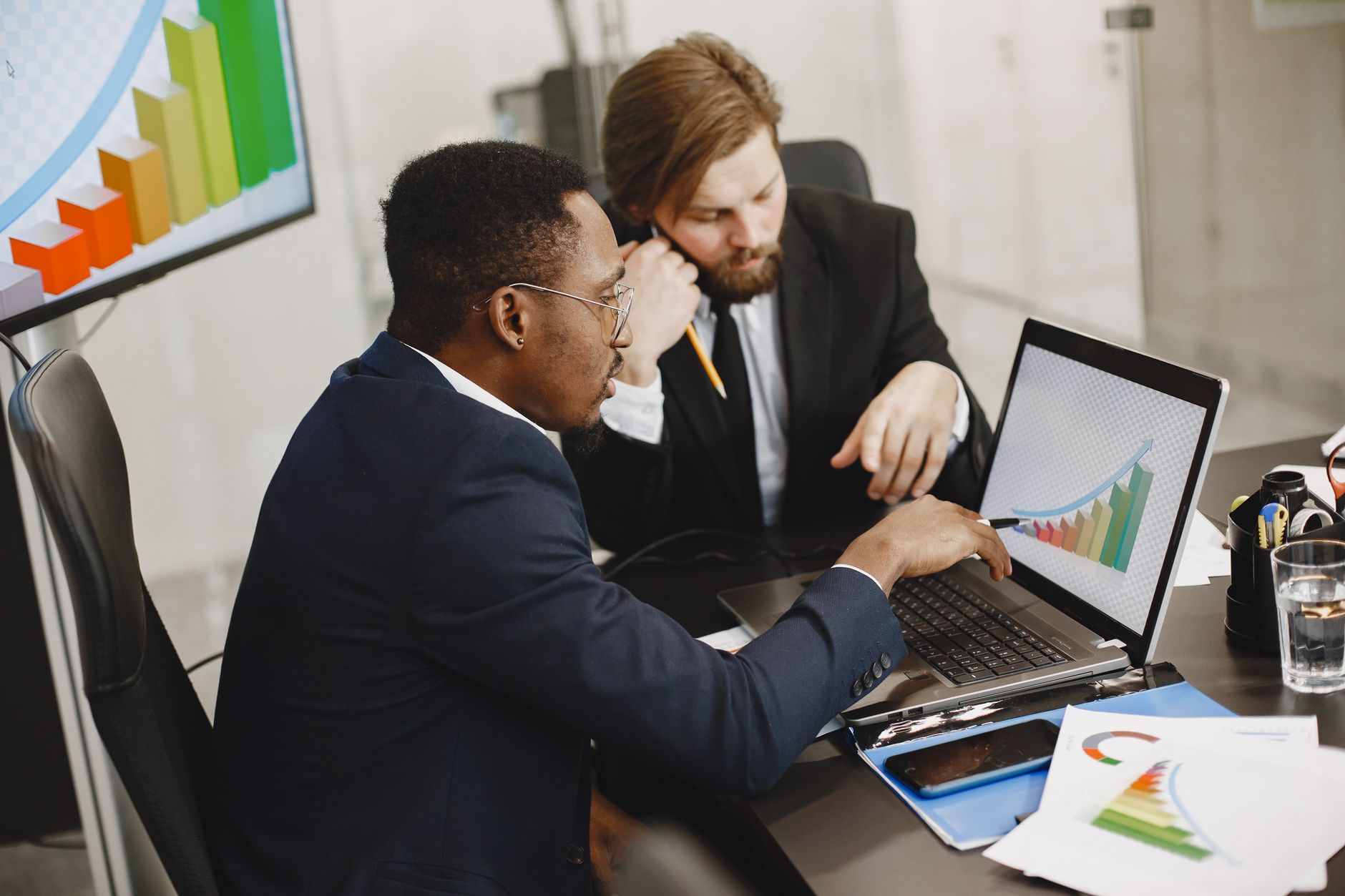Forex Trading with MetaTrader 4: Tools and Features Overview