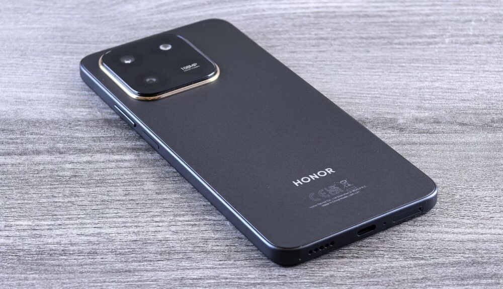 Honor Wide Foldable Leak