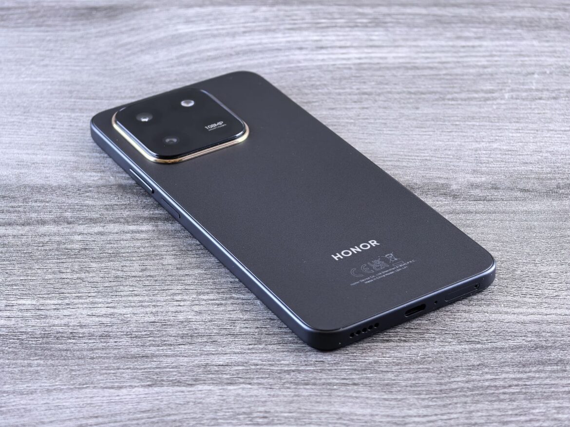 Honor Wide Foldable Leak: Is It the Best Phone Yet?