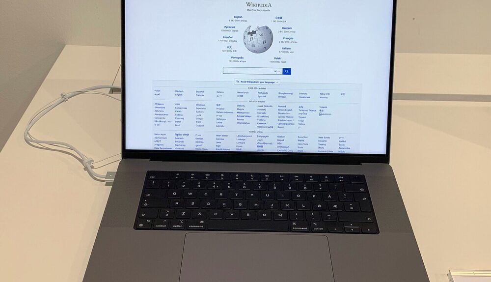 touchscreen MacBook Pro